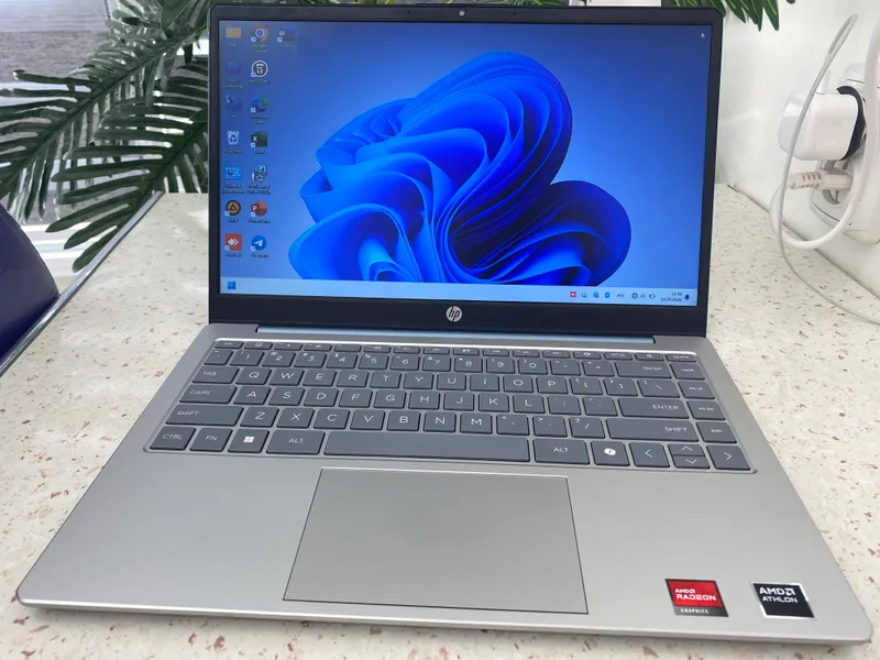 Ноутбук HP, 128 ГБ, 4 ГБ 1 Ноутбук HP, 128 ГБ, 4 ГБ 1