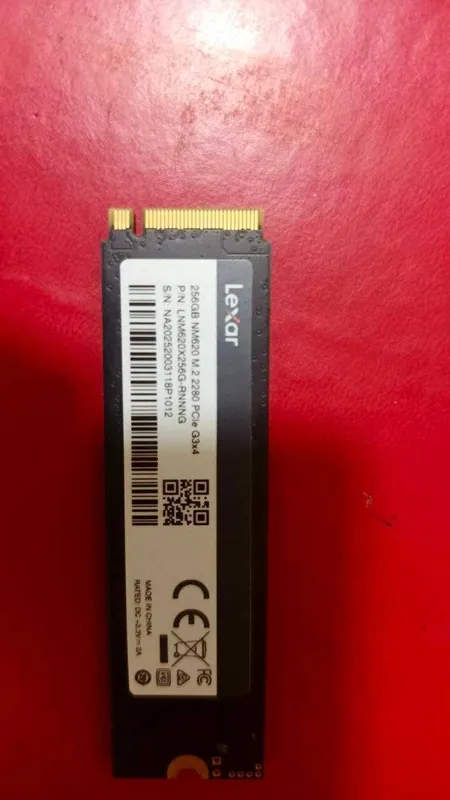 SSD Lexar NM620 256GB — фото 1