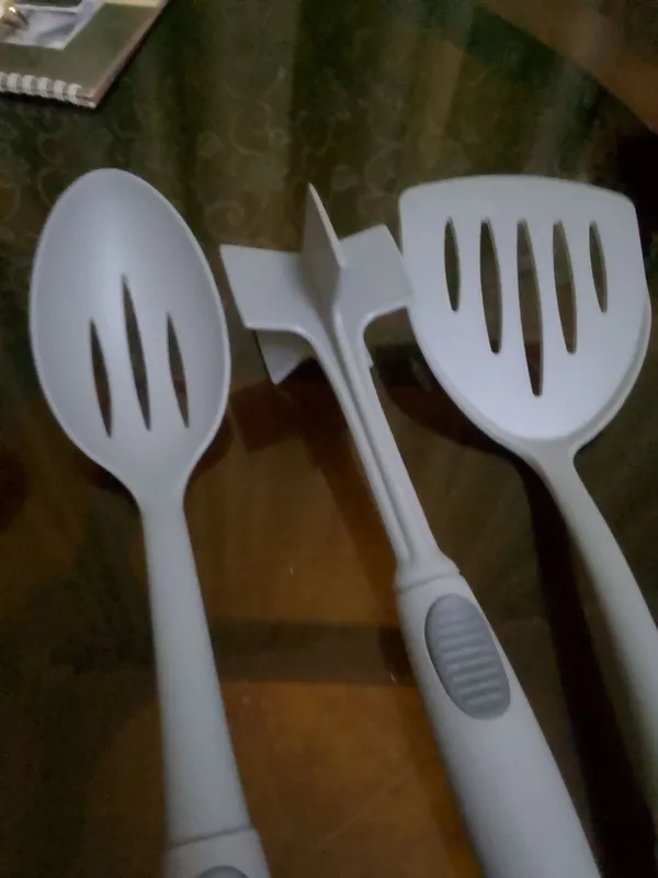 продам кухонный набор 2 продам кухонный набор 2