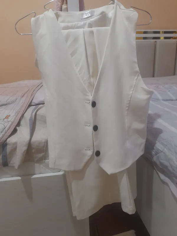 Qizlar uchun kiyimlar