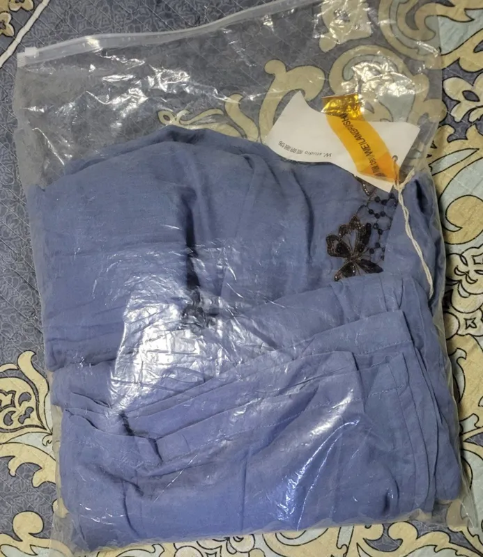 dvoyka razmer 50 dan 52ga keladi yangi kiylmagan — фото 1
