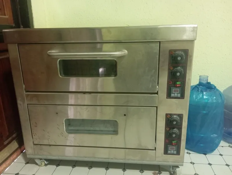 Pechka sotiladi 350$