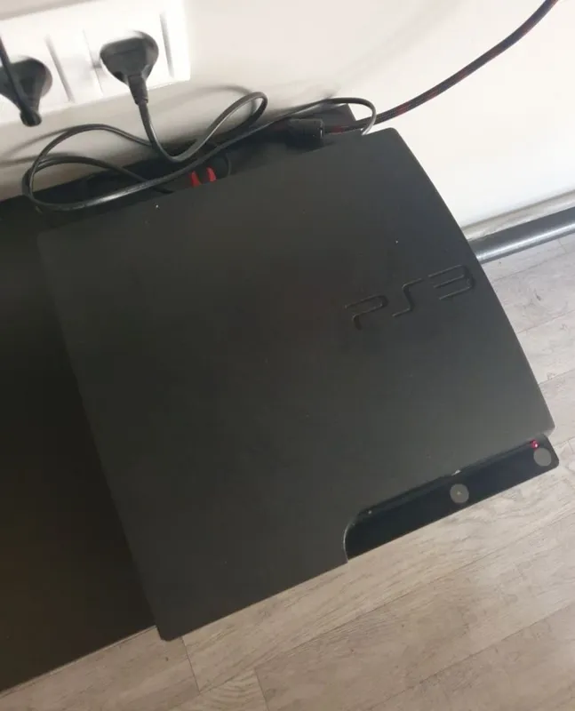 Playstation 3 sotiladi