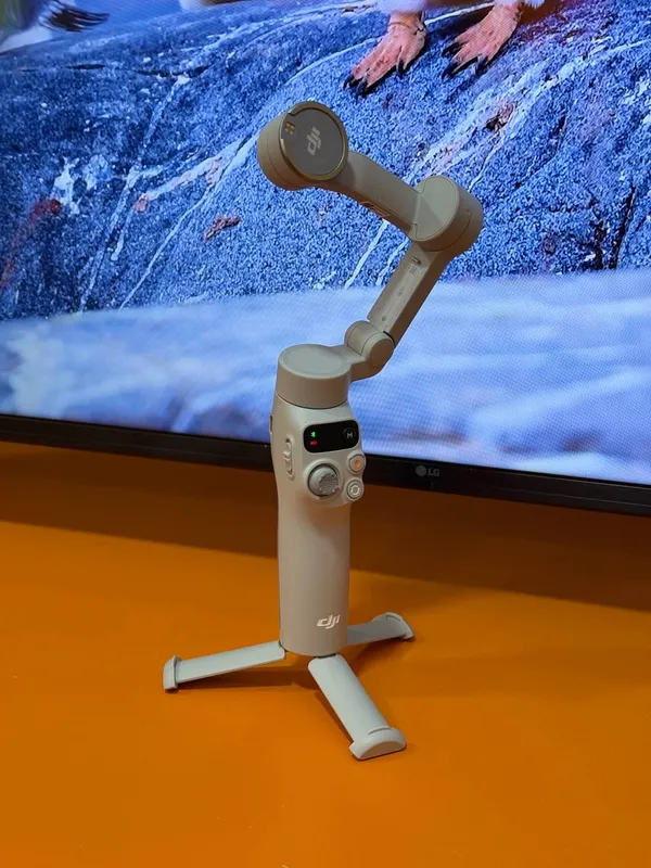 Стабилизатор DJI Osmo Mobile 7 (OM 7)