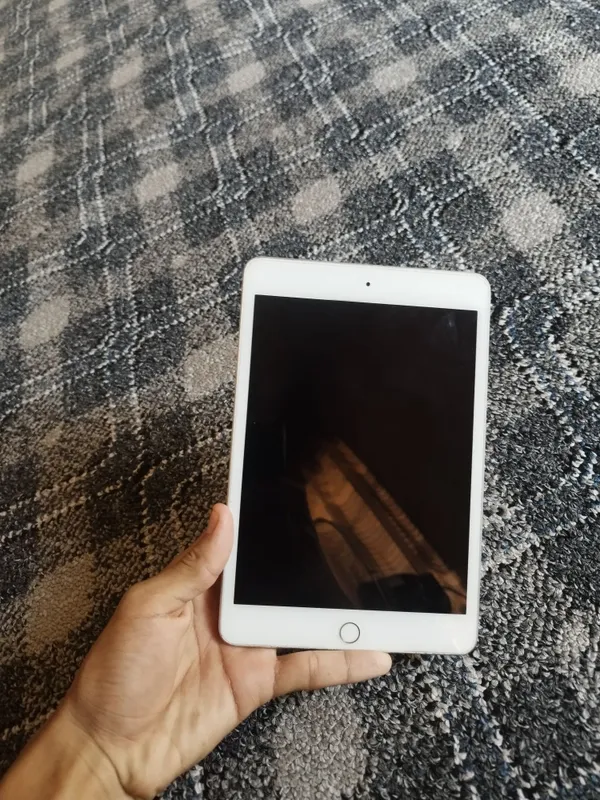 iPad 5mini wifi phone 1 iPad 5mini wifi phone 1