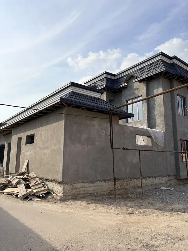 Uchastka 2,5sotix 2 etaj 6 xona + 1ta holl 119.000 kelishiladi — фото 1