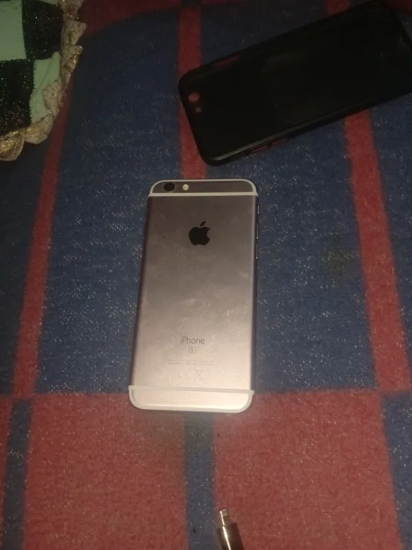 Iphone 6s xotira 16 yomkisi 99 ishlatilgan imeka y 3 Iphone 6s xotira 16 yomkisi 99 ishlatilgan imeka y 3