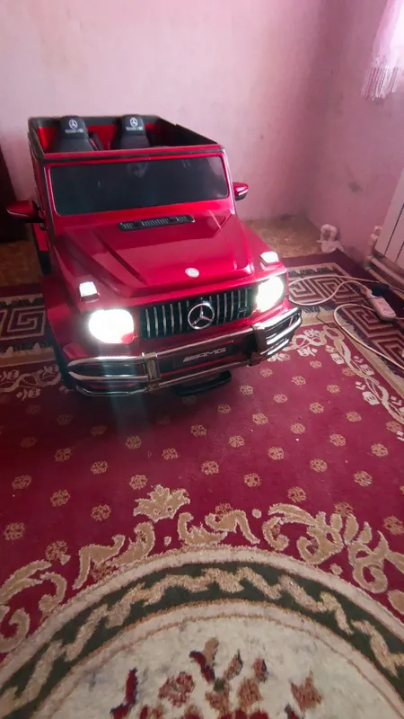 Mercedes Benz лицензионная детская машина — фото 2