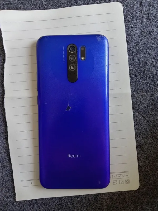 Redmi 9 Xolati ishlashi yaxshi 10/8 5 Redmi 9 Xolati ishlashi yaxshi 10/8 5