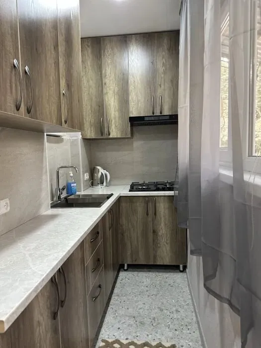 2-комнатная квартира, 50 м², 1/4, Юнусабадский район — фото 3