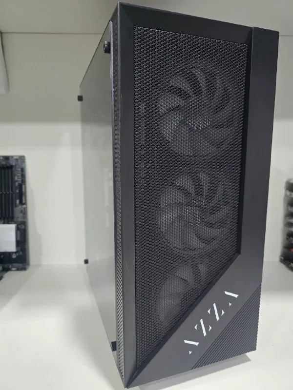 Ishlatilgan Azza RGB 4Fan korpusi 3