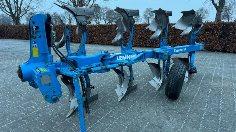 Lemken Europal 8 Omoch , Belarus, Claas Arion, John Deere tortadi — фото 1