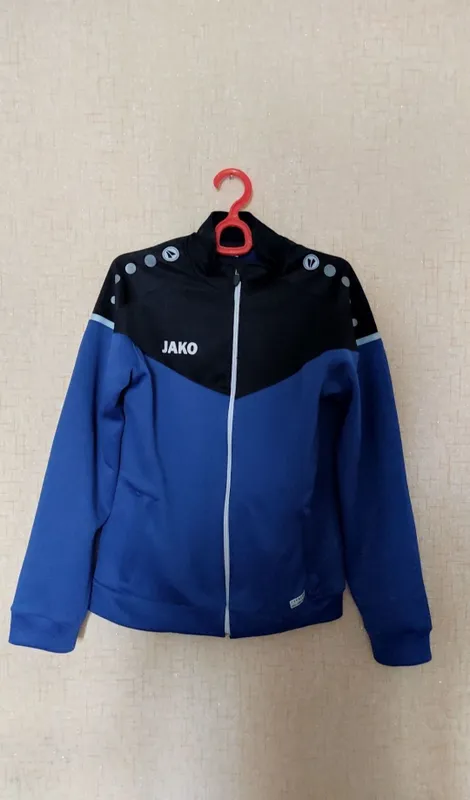 Жако спортивка, Jako sportivka