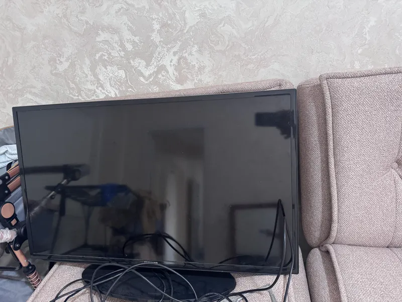 Televizr samsung 40 li