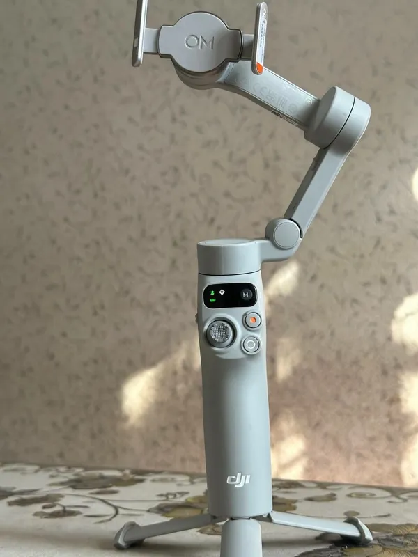 Dji osmo mobile 7 stabilizator, video olgich, mobilografiya — фото 2