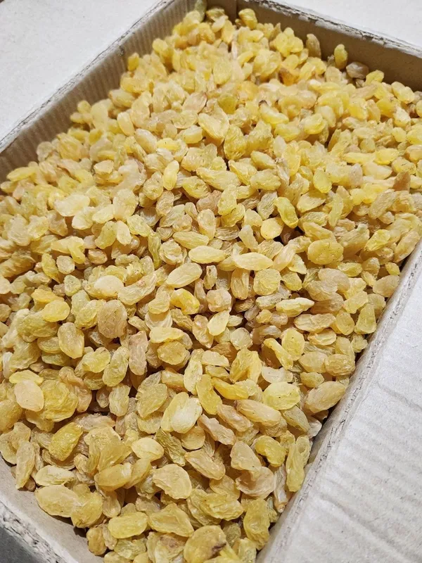 Светлый кишмиш sariq mayiz изюм