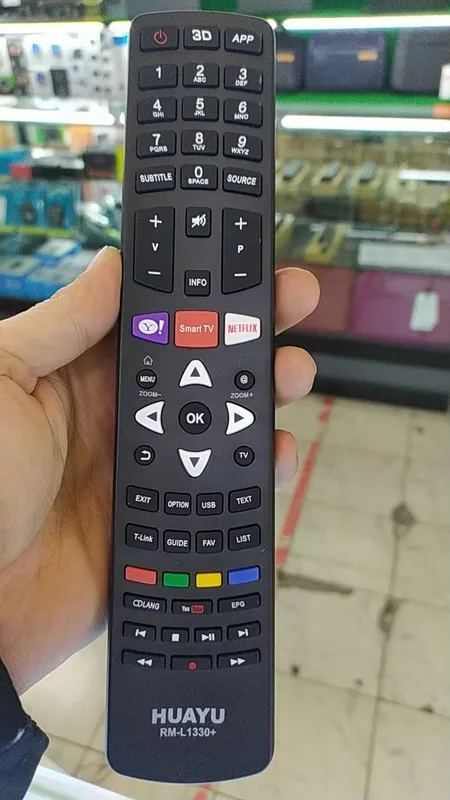 Доставка! Пульт Rosso / Hisense/ Vista smart 6