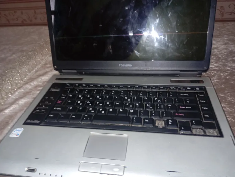 nootbook,Toshiba — фото 1