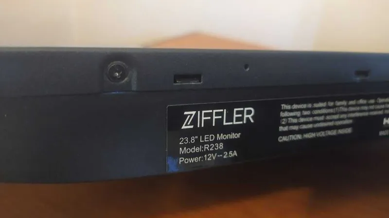 Ziffler R238 с диагональю 23.8 дюйма монитор — фото 2