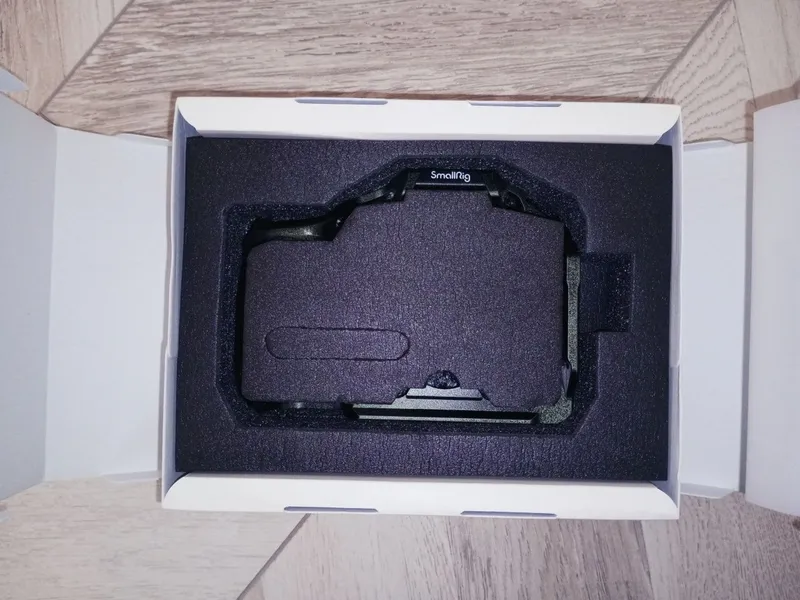 SmallRig Cage Canon EOS R5 / R6 2 SmallRig Cage Canon EOS R5 / R6 2