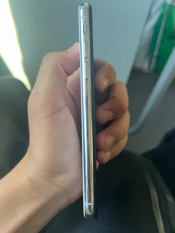 Iphone xs 4