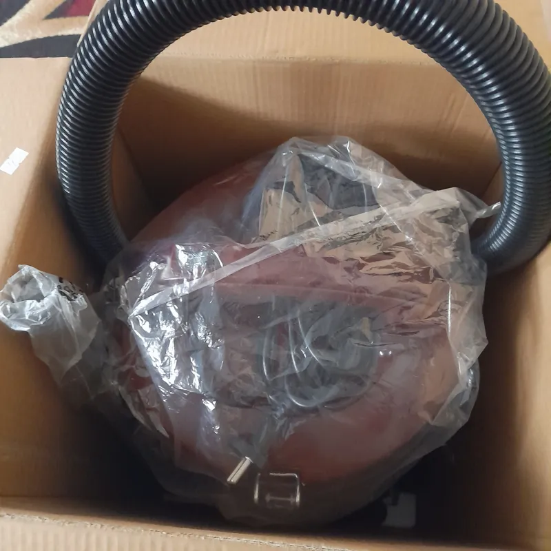 vacuun cleaner plesos holati yangi 2