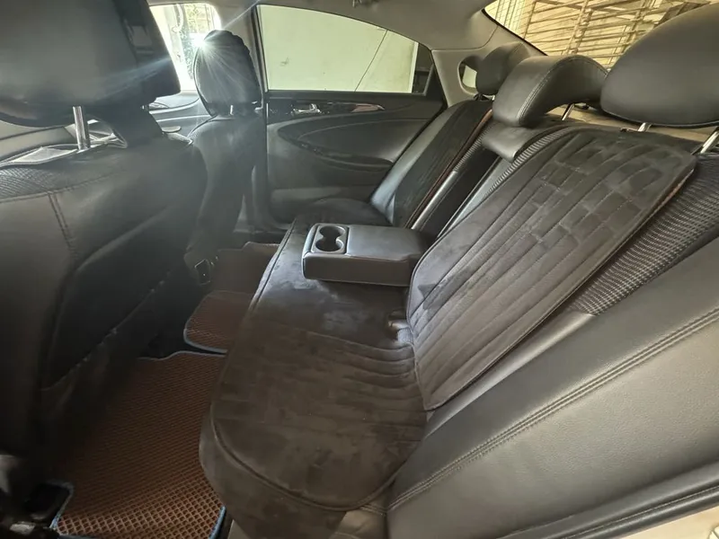 Hyundai Sonata 2014 yil sotiladi. Probeg 122 ming ,kraska toza, 6 Hyundai Sonata 2014 yil sotiladi. Probeg 122 ming ,kraska toza, 6