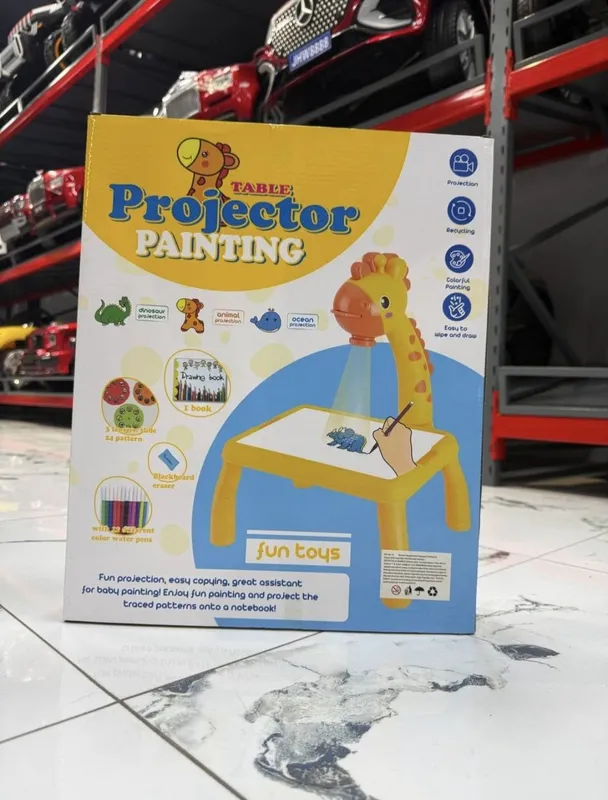Bolajonlar uchun ajoyib proyektorli o'yinchoq!