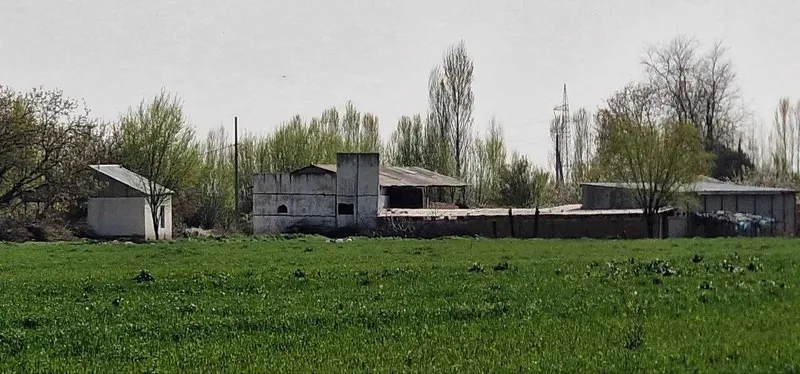 Животноводческая ферма+ 2 га сада Кибрай (Байткурган)
