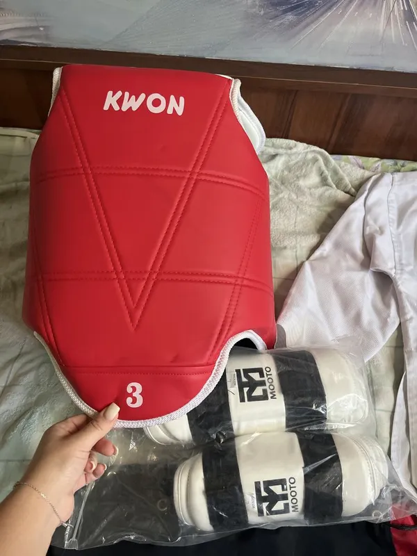 Комбо набор Kwon and Mooto, Taekwondo 3 Комбо набор Kwon and Mooto, Taekwondo 3