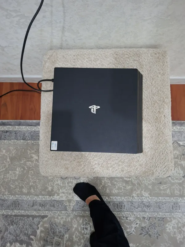 ps4 pro 1 tb есть все игры футбола + 2 жостик — фото 1 ps4 pro 1 tb есть все игры футбола + 2 жостик — фото 1