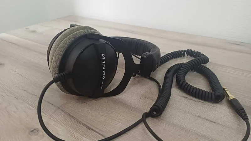 Наушники Beyerdynamic DT 770 PRO 250 Ohm — фото 2