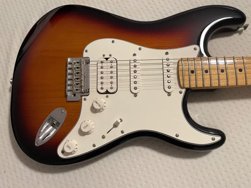 Fender Stradocaster Mexico с кейсом — фото 1