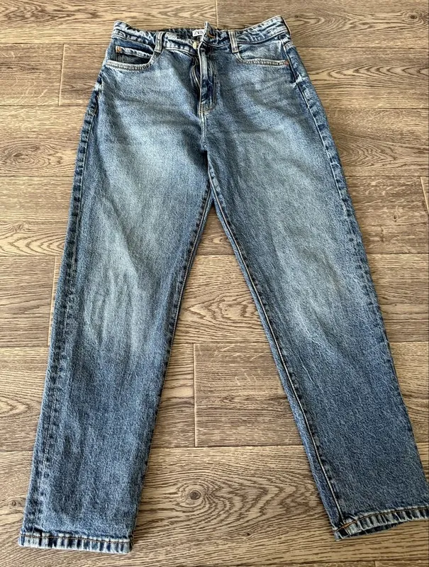 Женские. джинсы фирма ZARA