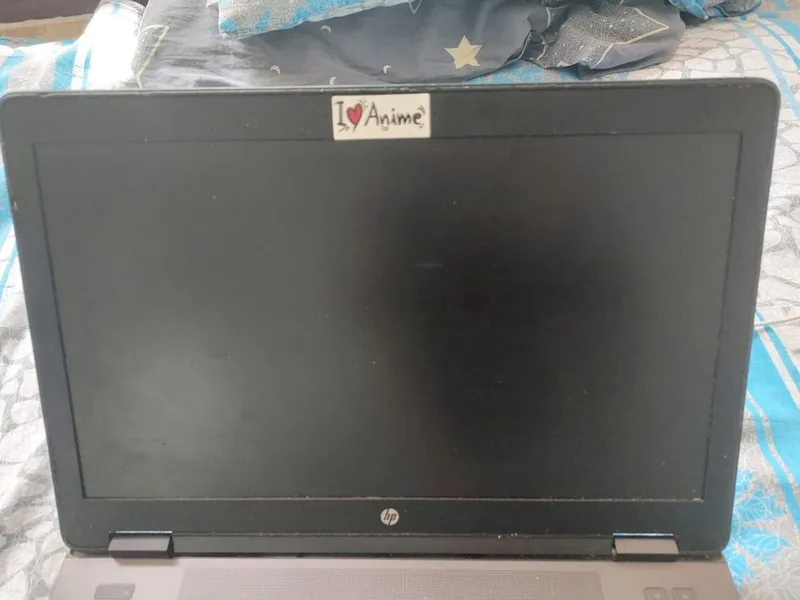 Hp noutbuk sotiladi holati zur qiz bola ishlatgan Hp noutbuk sotiladi holati zur qiz bola ishlatgan