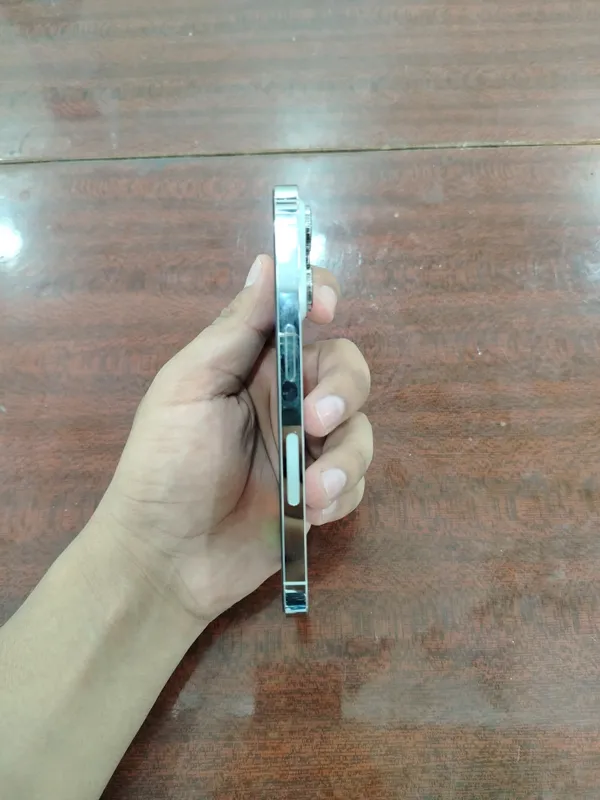 Iphone 14 pro white sotiladi 4 Iphone 14 pro white sotiladi 4