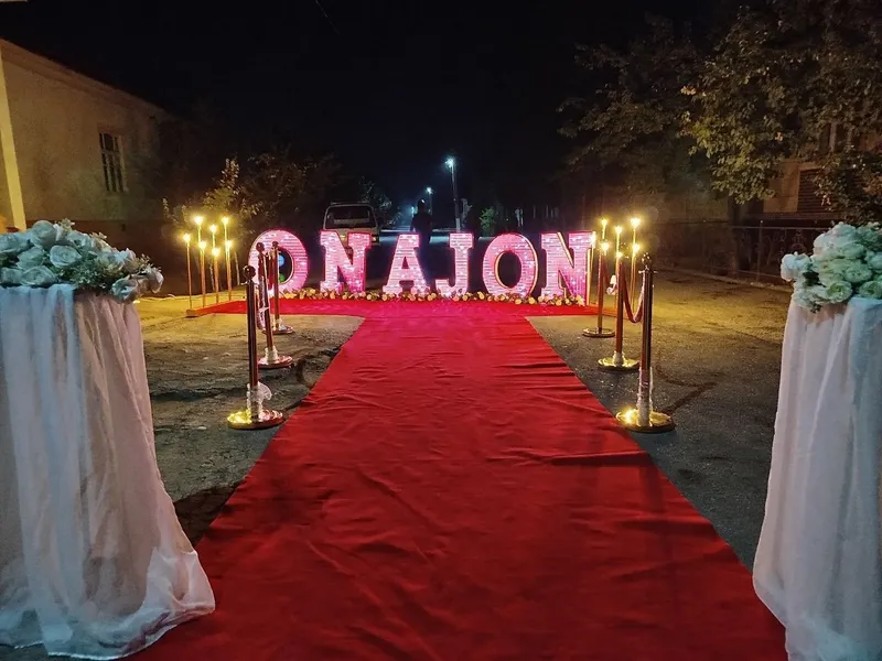 Onajon va Otajon yozuvlari tugʻilgan kun uchun Onajon va Otajon yozuvlari tugʻilgan kun uchun