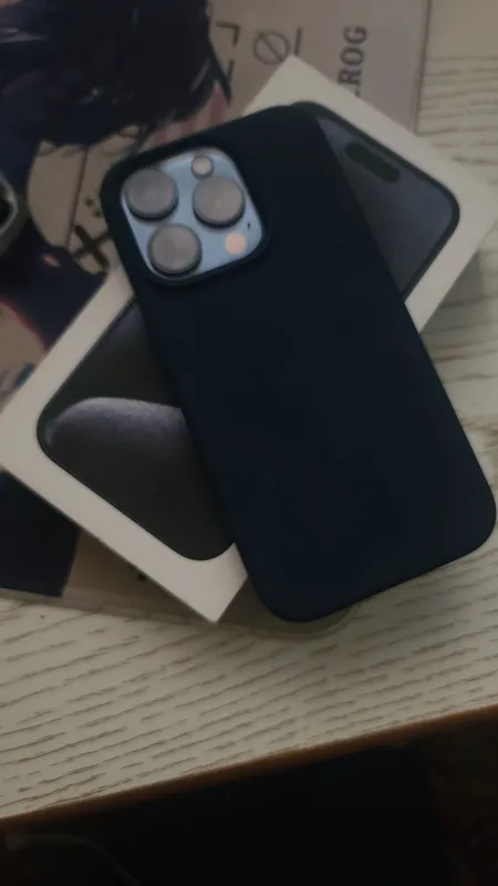 iPhone 15 Pro 256GB 2 iPhone 15 Pro 256GB 2