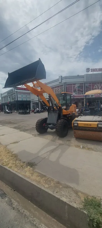 Автопогрузчик 1.5 куб объёма ковша — фото 2