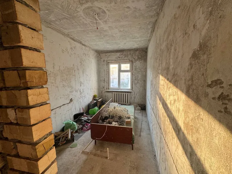Продаётся уютная 4-х комнатная квартира на Генерал Петрова — фото 5
