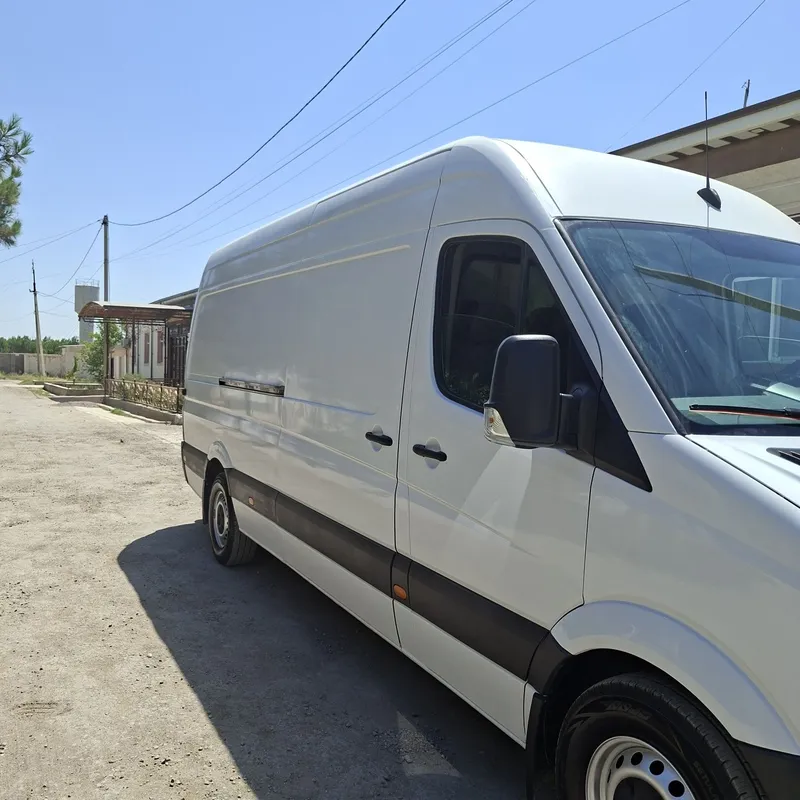 Mercedes Benz Sprinter 2