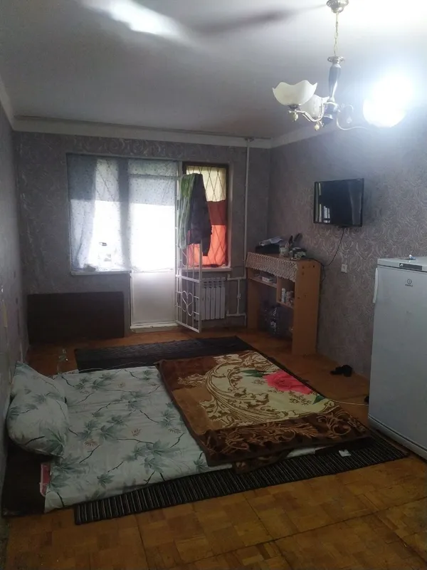1 хонали уй ижарага берилади
