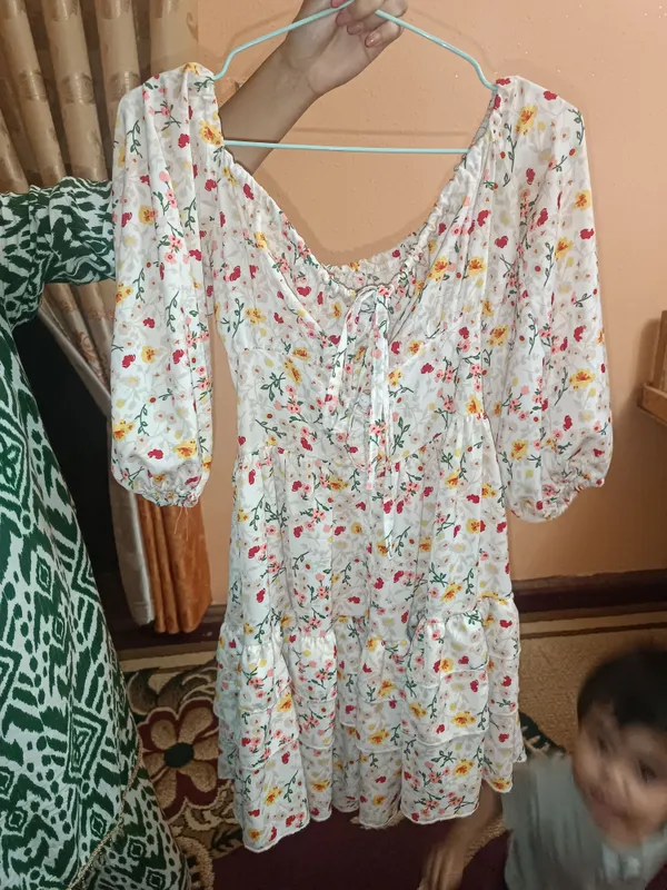 Женское платье 1 Женское платье 1
