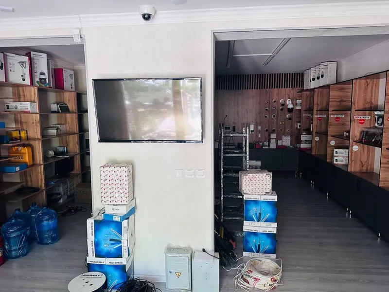 Ofis uchun 3 xonali kvartira sotiladi 2 Ofis uchun 3 xonali kvartira sotiladi 2