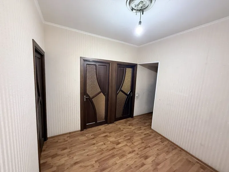 Сдается 3 комнатная квартира в 5 микр.