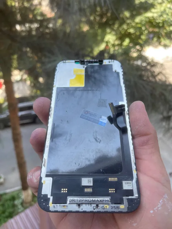 iphone 12 pro max ekran 3