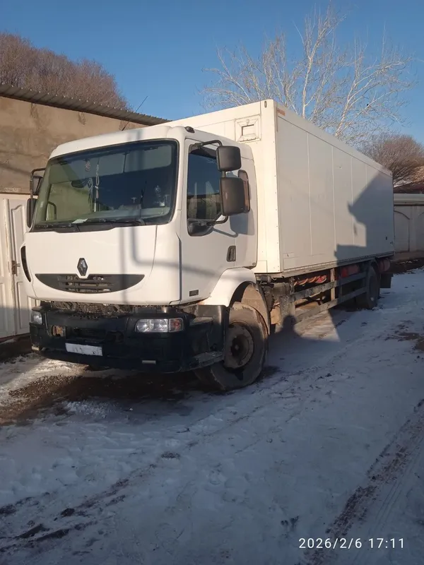 Renault midlum 220