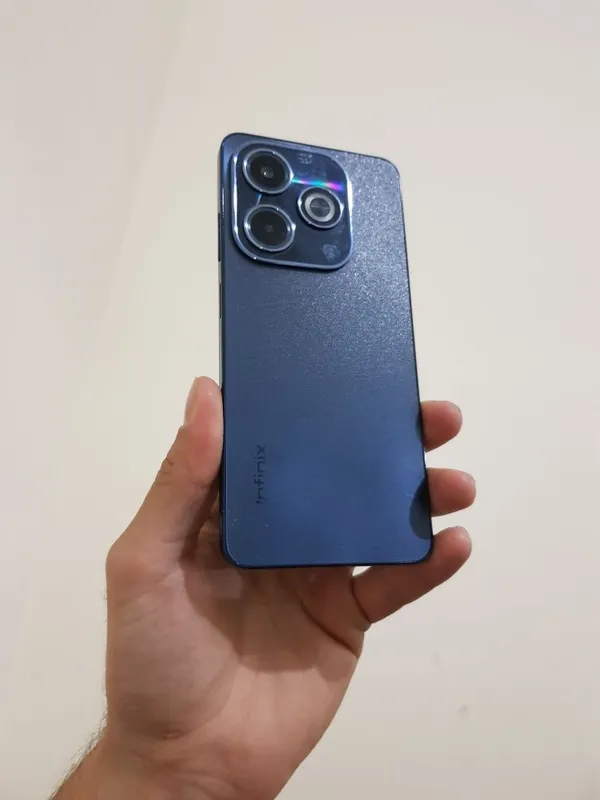 Infinix hot 40 I 1 Infinix hot 40 I 1