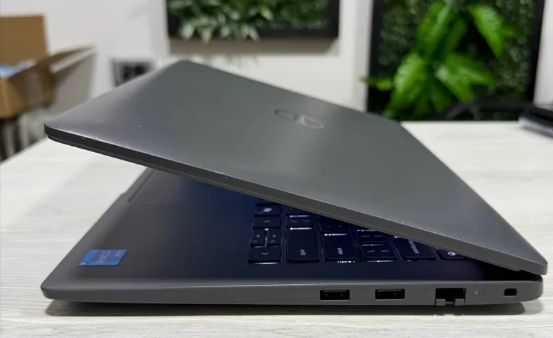 Dell Latitude 3450  - 14" Core i5-1345U 16GB/256GB 3