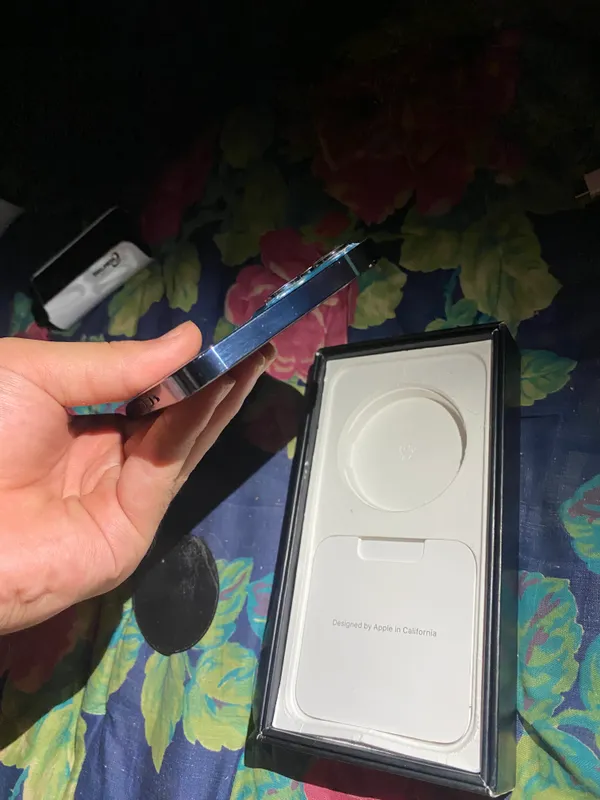 Iphone 12 pro max 7